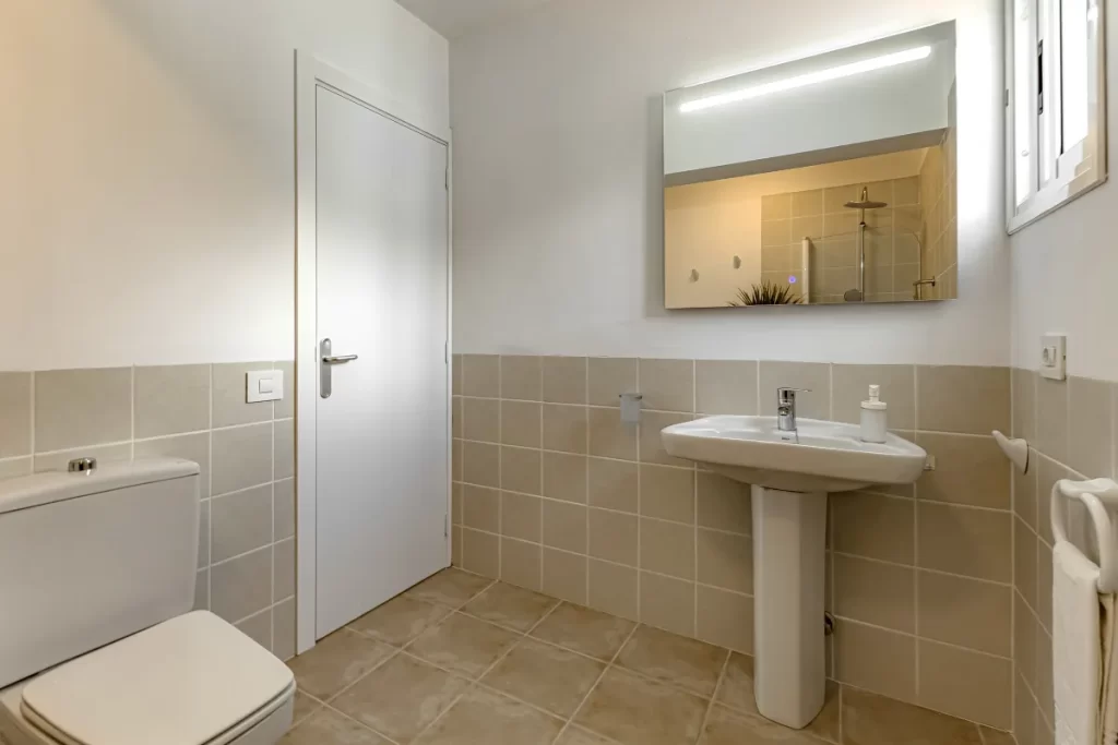 Apartment 9 - Baño con bañera